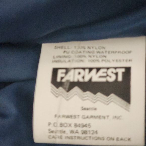 Womens Small Far West Seattle Puffer Jacket WATERPROOF - Picture 7 of 7